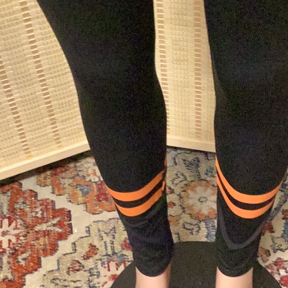 LARGE TEXAS TIGHTS. - Picture 7 of 10